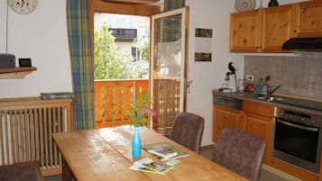 Mobile Home | Private kitchen