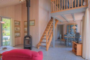 Dining - Exklusives Skandinavisches Ferienhaus (Mirow)