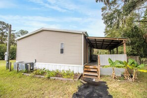 Exterior - 30 Minutes to GNV+Golden Ocala Equestrian Center (Ocala)