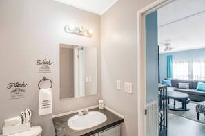 Shower - 30 Minutes to GNV+Golden Ocala Equestrian Center (Ocala)