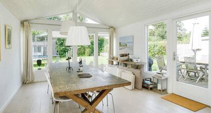 10 Person Holiday Home in Graested