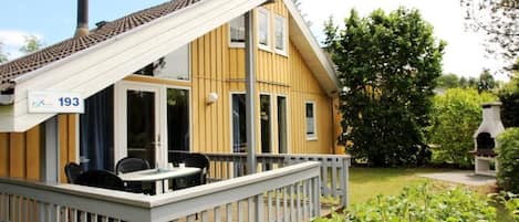 Ulkoruokailutilat