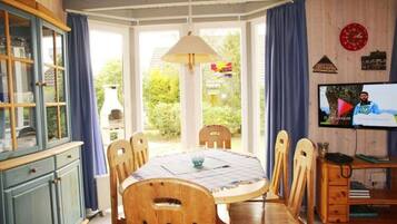 House | Dining