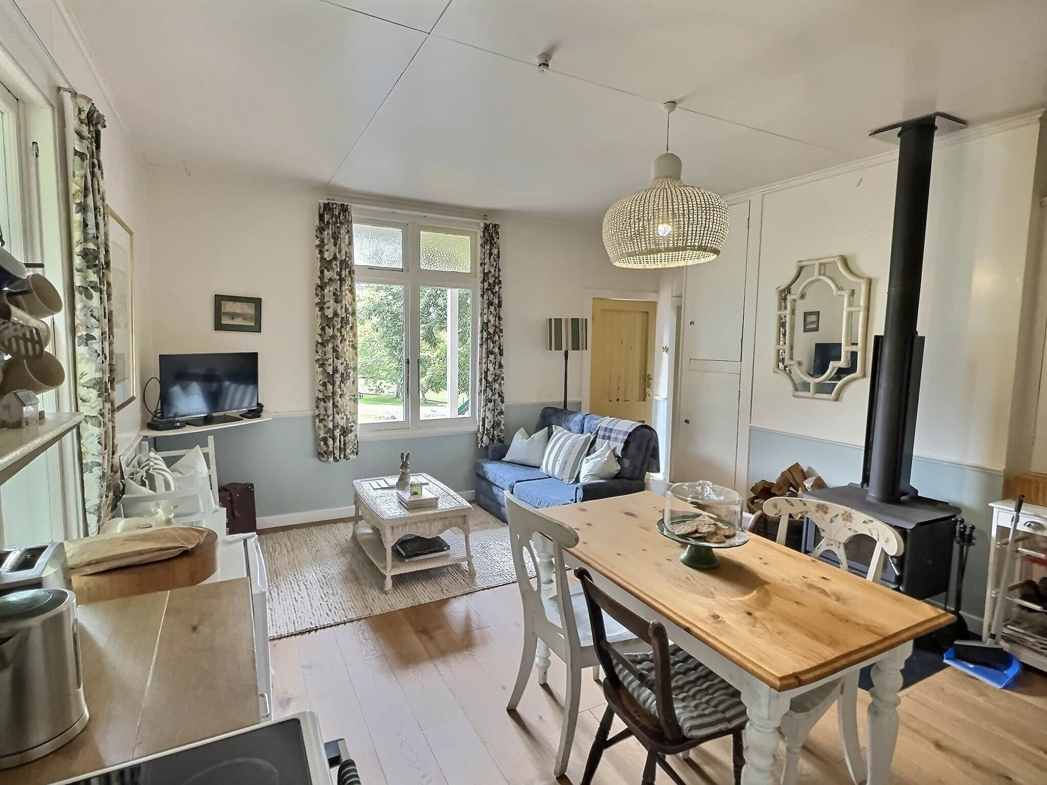 Historic Farm Cottage | Hawke's Bay Station - Wairarapa