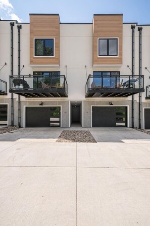 Exterior - Okoboji Lakeside Retreat In Arnolds Park (Arnolds Park)