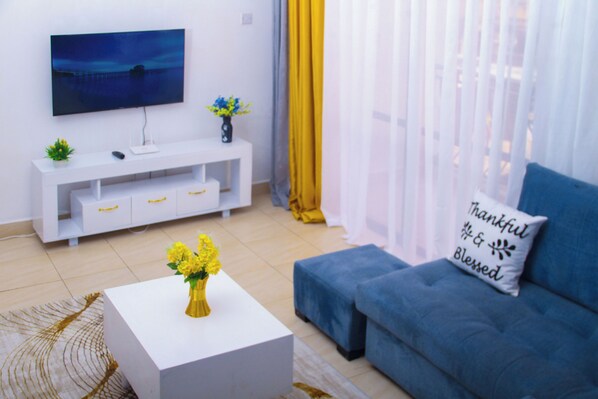 Living area - Charming 1-bedroom apartment in enchanting Nairobi with WiFi 
11 minutes to JKIA (Nairobi)