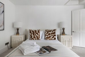 2 bedrooms, WiFi, bed sheets - Charming 2-bedroom apartment in superb London with WiFi (London)