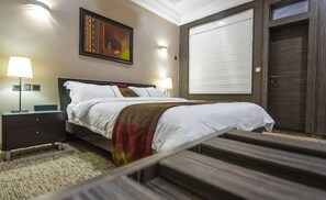 Economy Room, Balcony, City View | Desk, laptop workspace, free WiFi