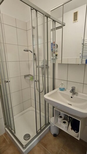 Haartrockner, Handtücher
