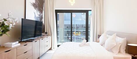 Strykjärn/strykbräda, internet och sängkläder