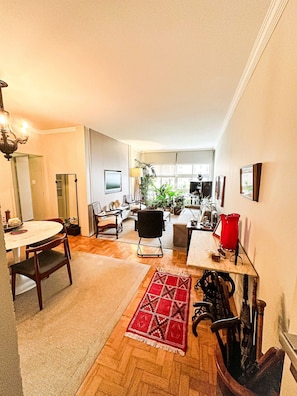 Interior - Tranquilidade na Vila Nova Conceição (São Paulo)