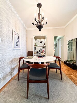 Dining - Tranquilidade na Vila Nova Conceição (São Paulo)