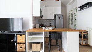 Fridge, microwave, oven, stovetop - Italianway Comfort - Gallura 9 B (Milan)
