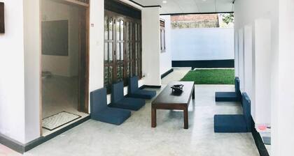 VILLA COZY , Charming 3-bedroom villa in Weligama with WiFi and AC