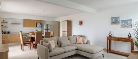 Smart TV, offices