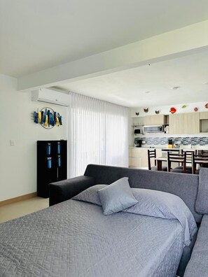 Interior - Casago | Peaceful Mountain View Condo in Jacó (Jaco)