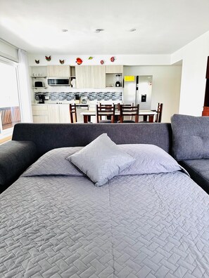 2 bedrooms, free WiFi, bed sheets - Casago | Peaceful Mountain View Condo in Jacó (Jaco)