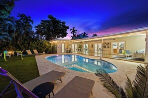 Een verwarmd zwembad