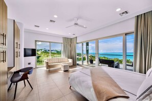 5 bedrooms, in-room safe, desk, iron/ironing board