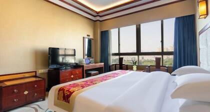 Pingguo International Hotel
