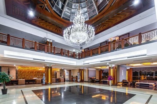 Pingguo International Hotel