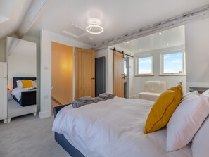 4 chambres, Wi-Fi gratuit, draps fournis