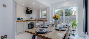 4 bedroom accommodation in Mundesley, near Norwich