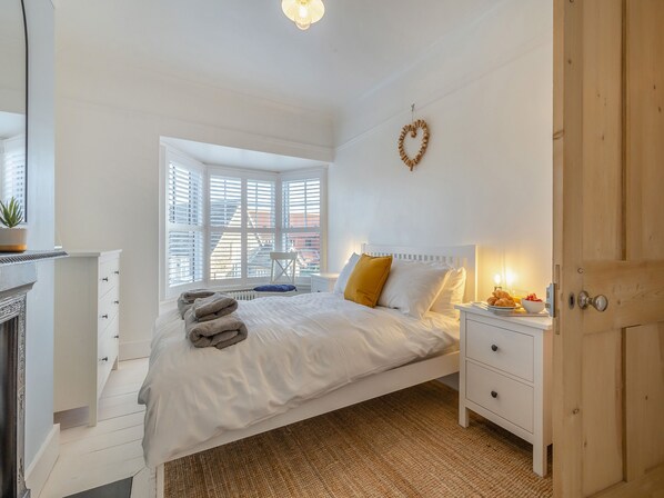 4 chambres, Wi-Fi gratuit, draps fournis