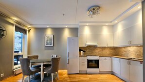 Gemeinsamer Schlafsaal, 1 Schlafzimmer, barrierefrei, Balkon | Eigene Küche