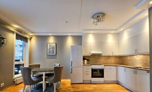 Gemeinsamer Schlafsaal, 1 Schlafzimmer, barrierefrei, Balkon | Eigene Küche