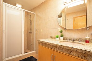 Family House, Pool View | Bathroom - Family-Friendly Oasis with Pool (Cuernavaca)