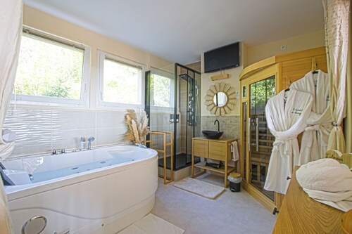 Le Boudoir de Fanny - Loft 4* Haut de Gamme- balnéo et sauna
