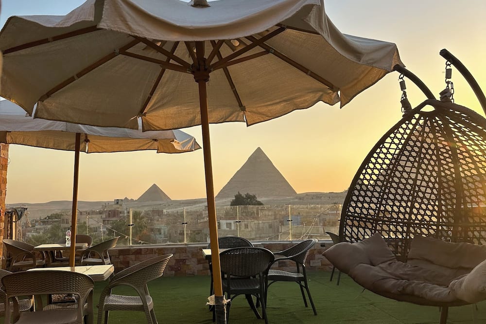 Storm pyramids INN