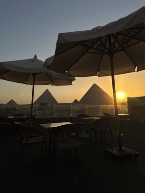 Exterior - Storm pyramids INN (Giza)
