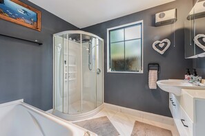 Een douche, een haardroger