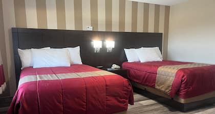 Colonial House Motor Inn