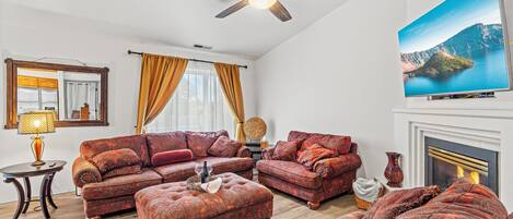 智能電視、壁爐