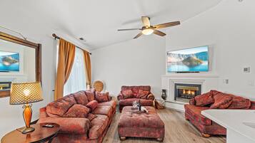 Smart TV y chimenea