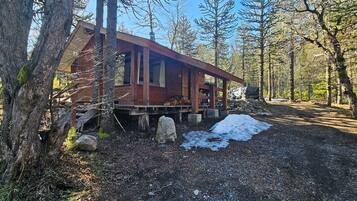 House, 2 Bedrooms | Exterior