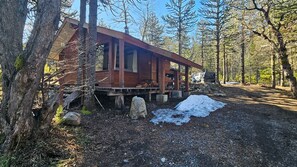 House, 2 Bedrooms | Exterior