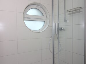 Shower, towels - Chalet in Wendorf (Kuhlen-Wendorf)