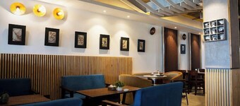 Lalit Service Apartment