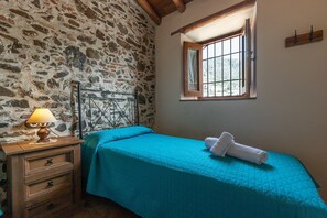 Hus | 2 soverom og sengetøy