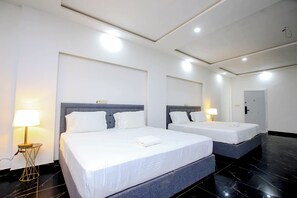 ห้องแฟมิลี่สวีท | 1 ห้องนอน, ตู้นิรภัยในห้องพัก, ตกแต่งพิเศษโดยเฉพาะ, โต๊ะทำงาน