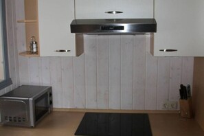 Nhà | Bếp riêng | Ấm điện, lò nướng bánh mì, ghế cao cho trẻ em