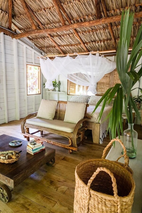 1 chambre, bureau, espace de travail pour ordinateur portable