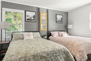 5 bedrooms, desk, iron/ironing board, free WiFi