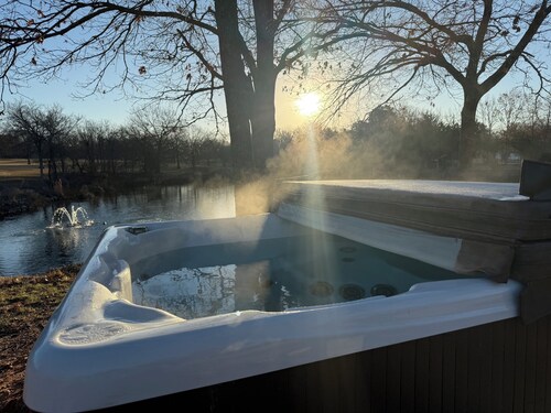 NEW! Waterfront Lodge  by The Lodges at Fossil Creek