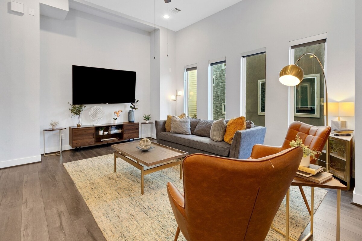 Photo 11 of NEW! Sophisticated Urban Retreat with Skyline Views