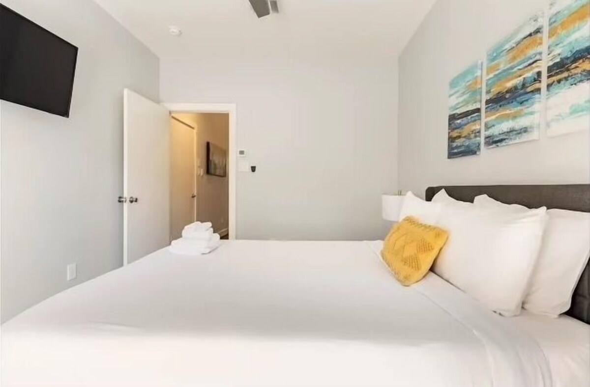 Photo 25 of NEW! Sophisticated Urban Retreat with Skyline Views